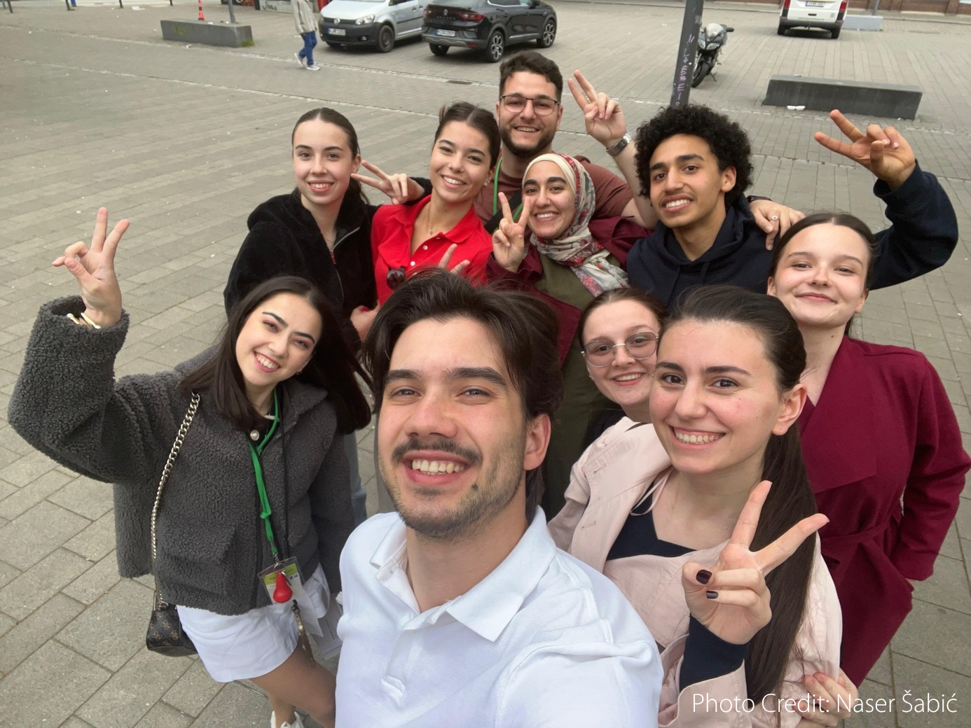 Youth Bridges Europe participants group picture