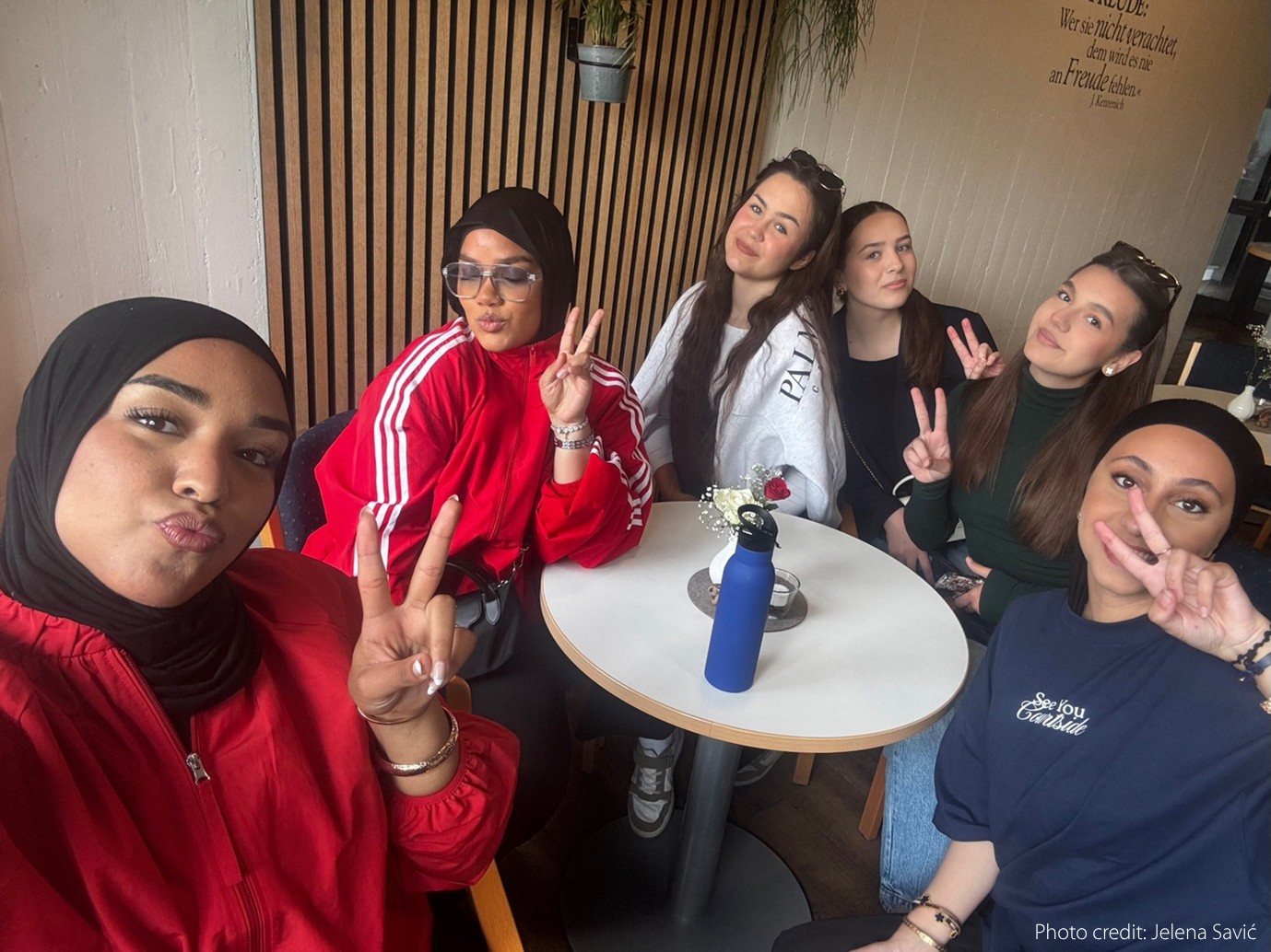 French and Bosnian girlssss